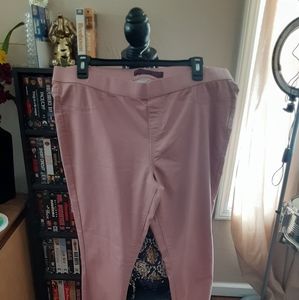 No boundaries...pink colored pants